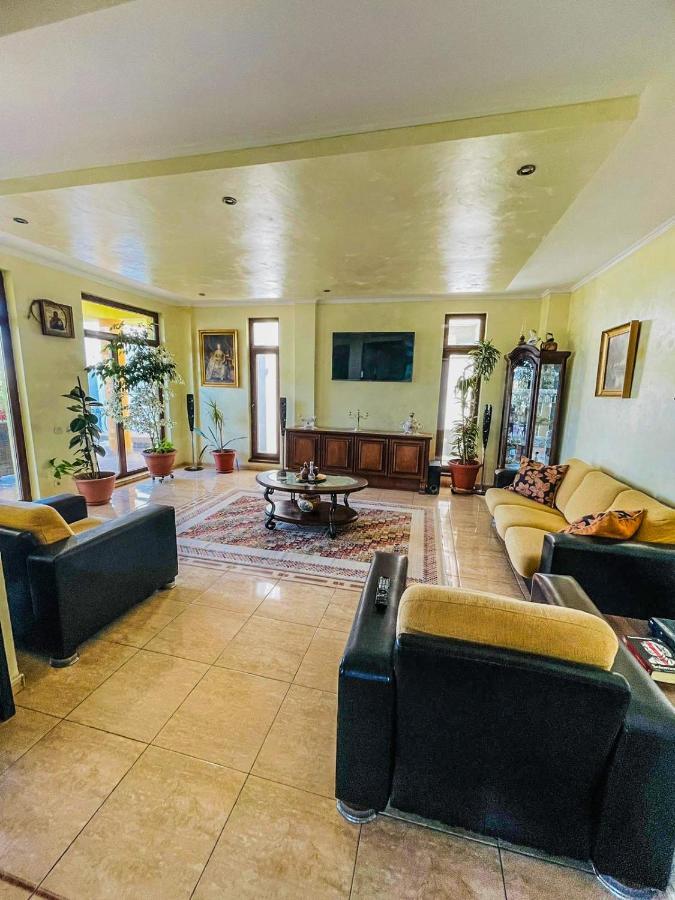 Vila Orange Hotel Năvodari Екстериор снимка