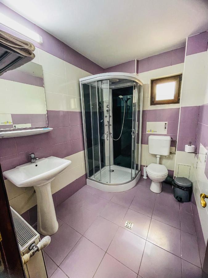 Vila Orange Hotel Năvodari Екстериор снимка