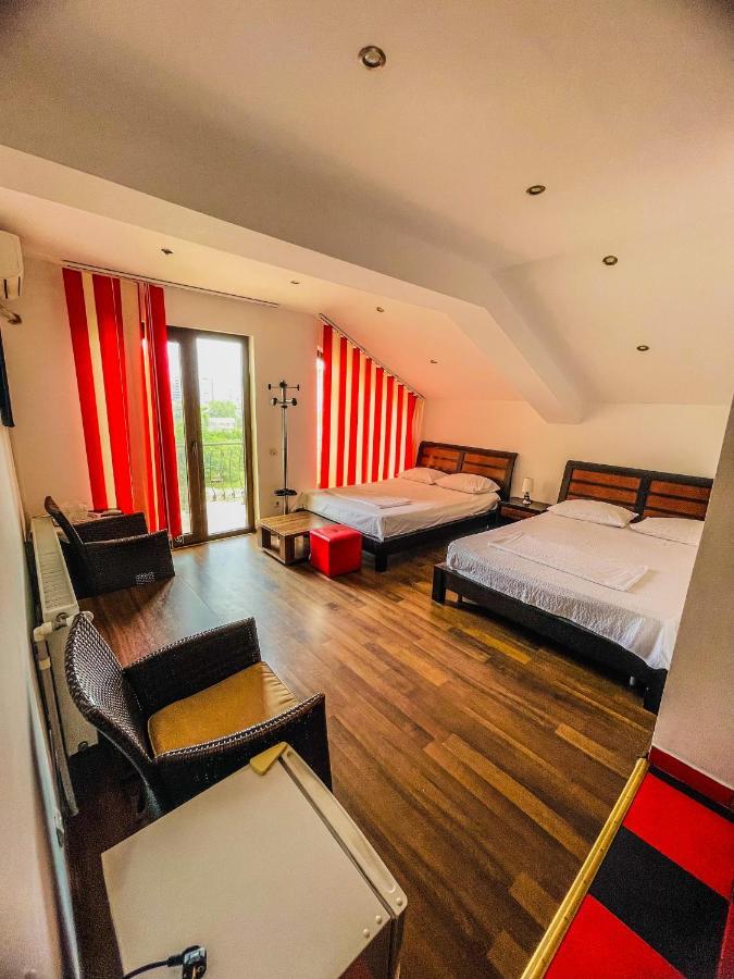 Vila Orange Hotel Năvodari Екстериор снимка