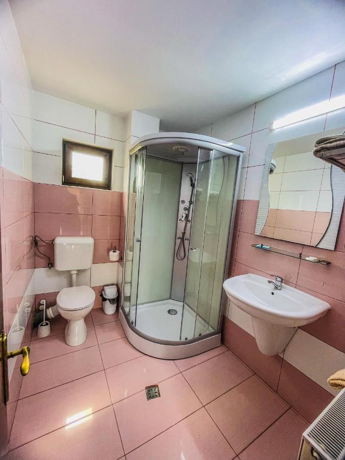 Vila Orange Hotel Năvodari Екстериор снимка