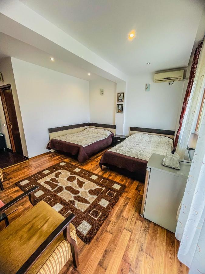Vila Orange Hotel Năvodari Екстериор снимка