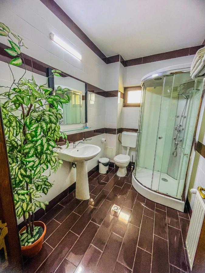 Vila Orange Hotel Năvodari Екстериор снимка